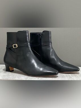Bernardo Black Leather slender square toe Ankle Boots with Side Strap Size 9.5
